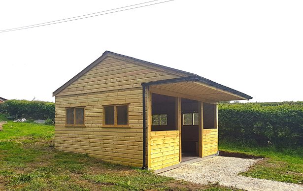 bespoke field shelter